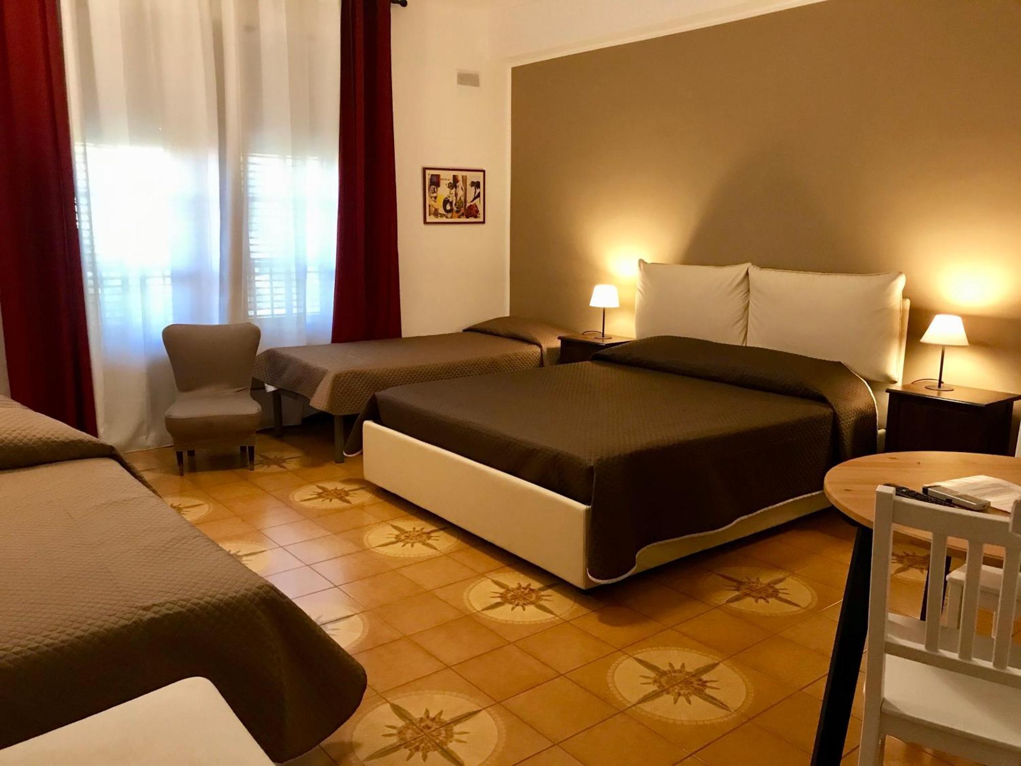 Gli Artisti Apartments & Rooms Bagheria Rum bild